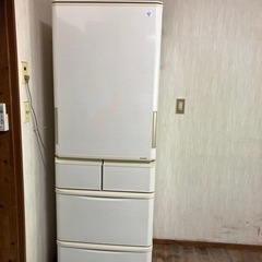 2015年製、シャープ冷蔵庫