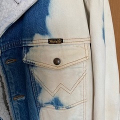 ラングラー　デニムジャケット　脱色の画像
