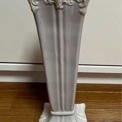 《値下げ》フラワーベース  花瓶　（白）の画像