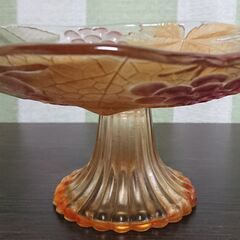 昭和レトロなオードブル皿（葡萄柄）の画像