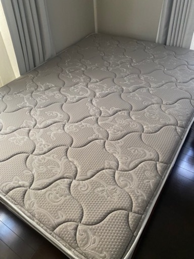 シモンズマットレス　ダブル