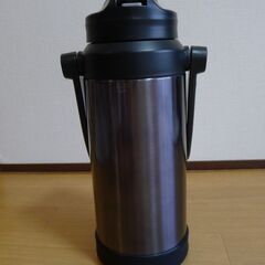 美品◆水筒・大容量 ステンレスジャグ 2L◆ワンタッチ直飲み スポーツタイプの画像