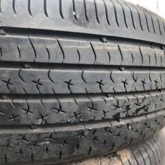 JM24　🌟タイヤ安く譲ります🌟🚗１９５/６５R１５🚗　（プリウス・エスクァイア・ウィッシュ・カローラ・ヴォクシー・ノア・セレナ）の画像