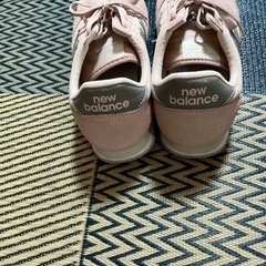 スニーカー　ピンク　24cmの画像