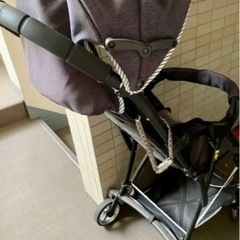Bingle(ビングル)ベイシス　B型ベビーカー 　トイザらス限定：クラシックデニム の画像