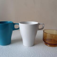 ブランド　ティーカップなど数十点。の画像