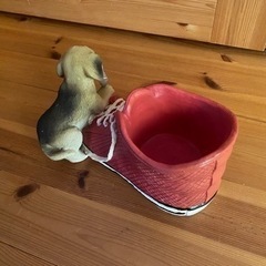 小物入れ　（ビーグル犬　靴）の画像
