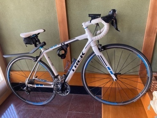 ロードバイク　TREK