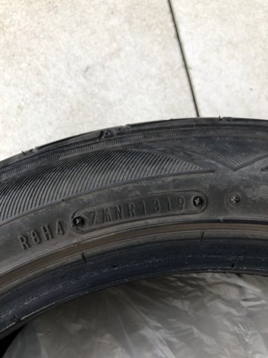 17インチ　タイヤ　　205/20/R17  93W ファルケン　国産　205/20/17