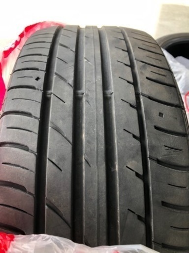 17インチ　タイヤ　　205/20/R17  93W ファルケン　国産　205/20/17
