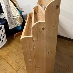 絵本、おもちゃ収納棚　ラックの画像