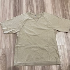 ユニクロ　トップス  レディース　Tシャツ　半袖
