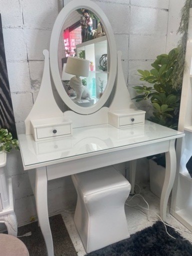 ドレッサー　スツール付き【IKEA】