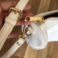 美品　アンビリオン　筒型ショルダーバッグ　白の画像