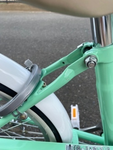 子供　キッズ　女の子　自転車