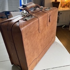 　年末謝恩セール！　アタッシュケースの画像
