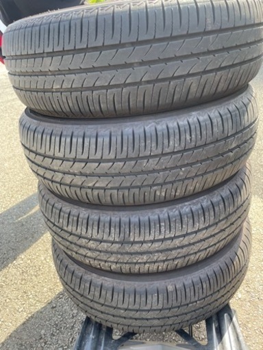 16.  中古タイヤ　165/65R14 4本