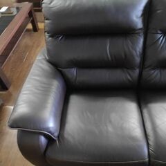 ニトリ　本革張り　２人掛けソファー『中古良品』複数入荷！の画像