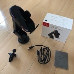 車載スマホホルダー　ワイヤレス充電　自動開閉式
