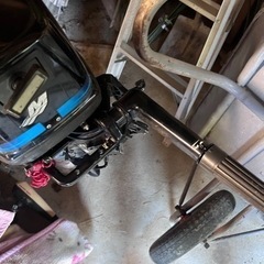 アルミボート　エンジンの画像