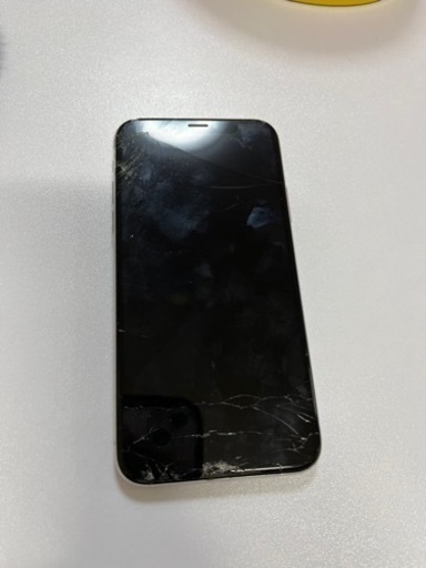 iPhone X シルバー　
