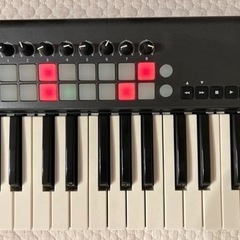 midiキーボード LAUNCHkey 49 世田谷区取りに来れる方