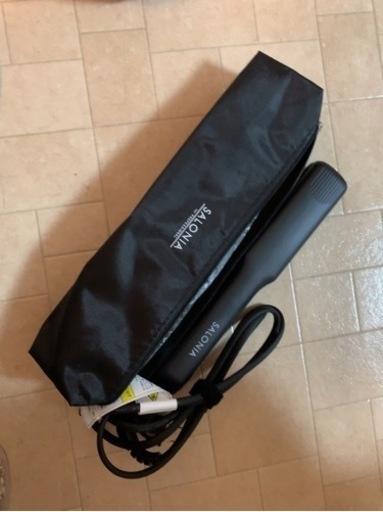 中古　サロニアストレートアイロン
