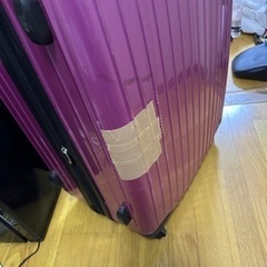 キャリーケース 90リットルの画像