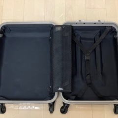 スーツケース(容量目安：2泊3日向け)の画像