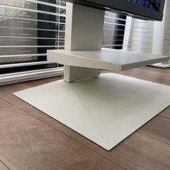 Equals テレビ　スタンド