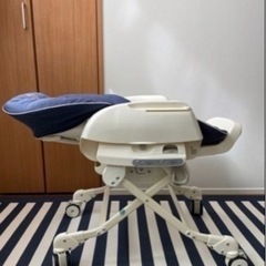 電動 ハイローチェアの画像
