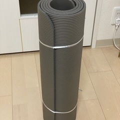 ヨガマット(180cm × 60cm)