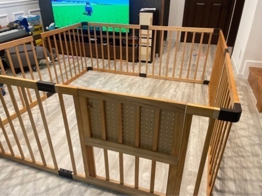 ベビーサークル、ベビーゲート