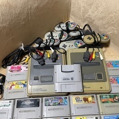 スーパーファミコン本体2台　ソフト36個　スーパーゲームボーイ　コントローラー6個　などの画像