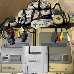 スーパーファミコン本体2台　ソフト36個　スーパーゲームボーイ　コントローラー6個　などの画像