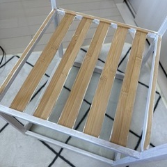 IKEA サイドテーブル　（白のミルクペイントで塗ってます）の画像