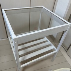 IKEA サイドテーブル　（白のミルクペイントで塗ってます）の画像