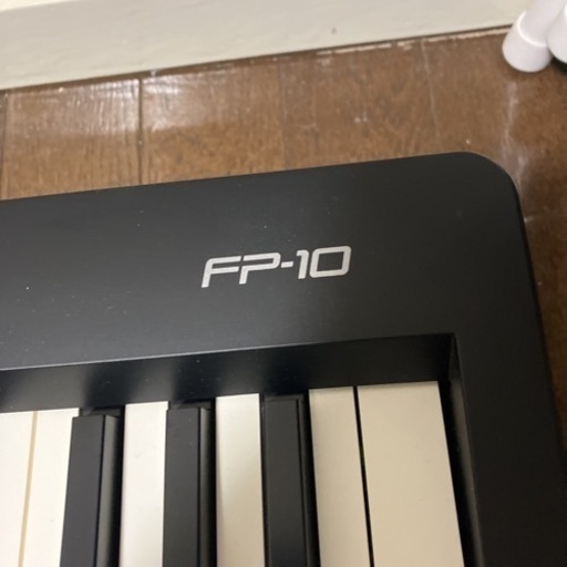 【極美品】ローランド ROLAND FP-10 BK 電子ピアノ ポータブルピアノ ほぼ未使用