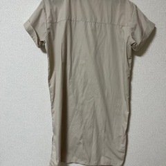 シャツワンピースの画像