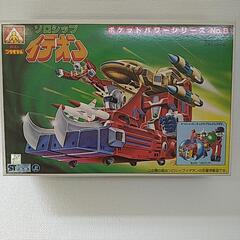 絶版　新品未組立　イデオン　ソロシップ　アオシマ