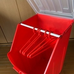 衣装ケースの画像