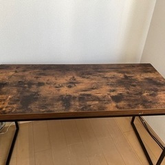 ニトリデスクの画像