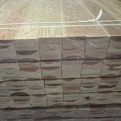 【格安】杉　3000×105×30 バラ売り。デッキ材、下地材、DIYなど。在庫200本ありますので複数人へ販売可能です。の画像