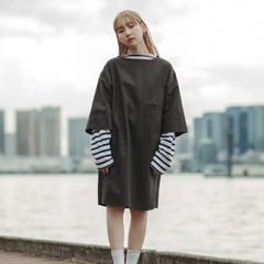 UNIQLO リラックスプルオーバーワンピース　ダークグレー　w...