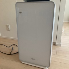 日立空気清浄機　2017年製
