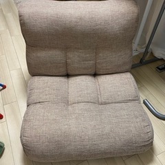 ピグレット　ソファーみたいな座椅子　ベージュ