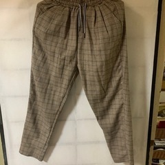 チェックパンツ