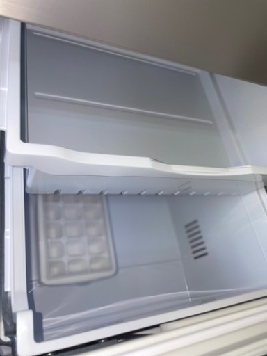 未使用品　送料・設置込み　冷蔵庫　265L HITACHI 2022年(値下げ致しました☀︎)