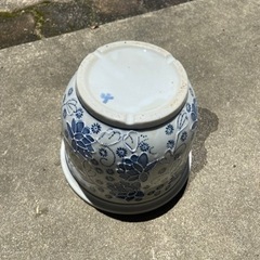 一旦保留中　植木鉢　花柄他4点セットの画像