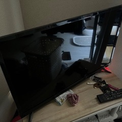 TEES 32型テレビ